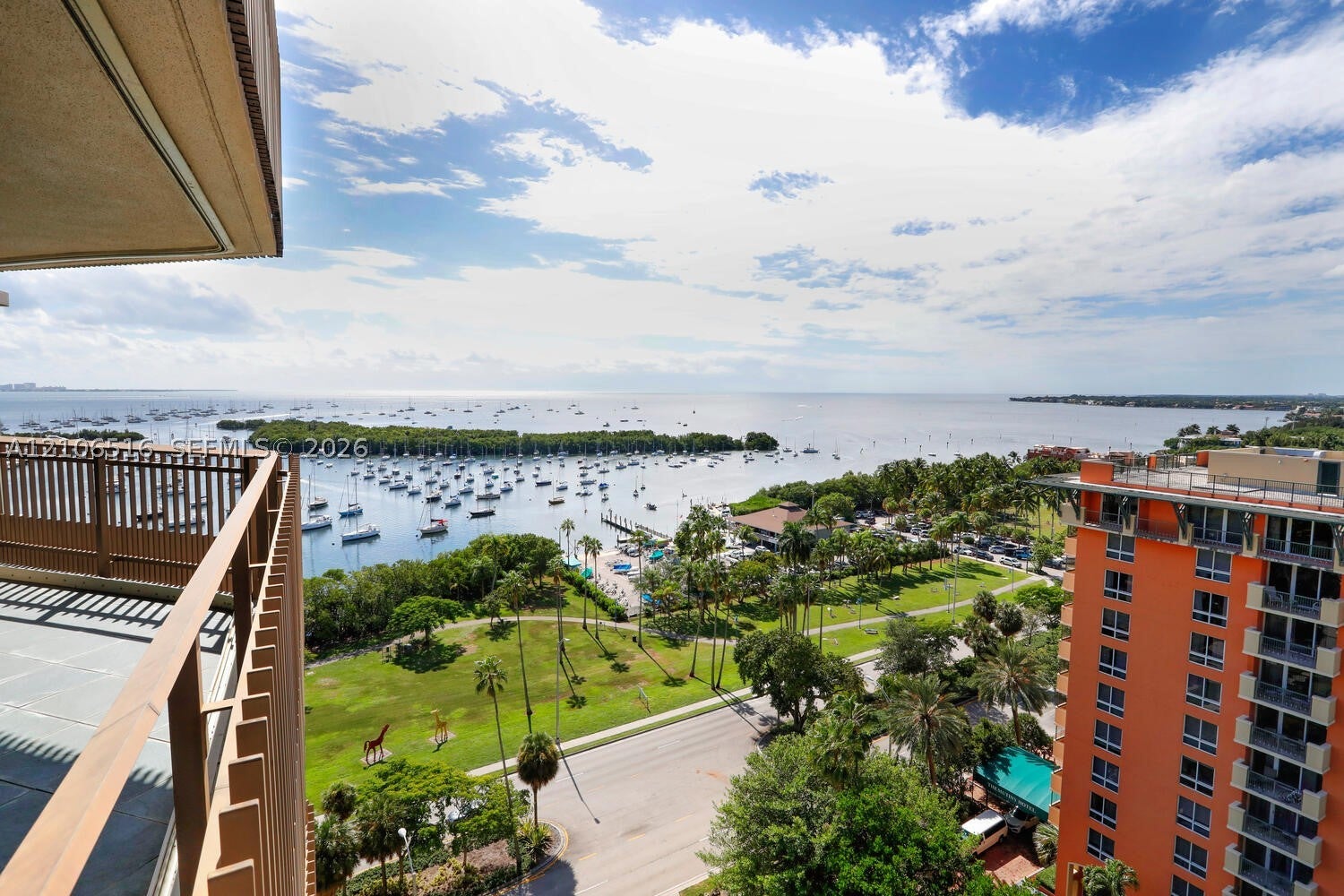 2901 S Bayshore Dr
