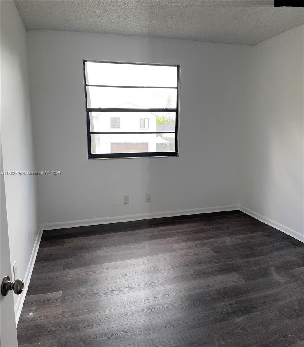 LAZARUS ON RICHMOND - Residential Lease