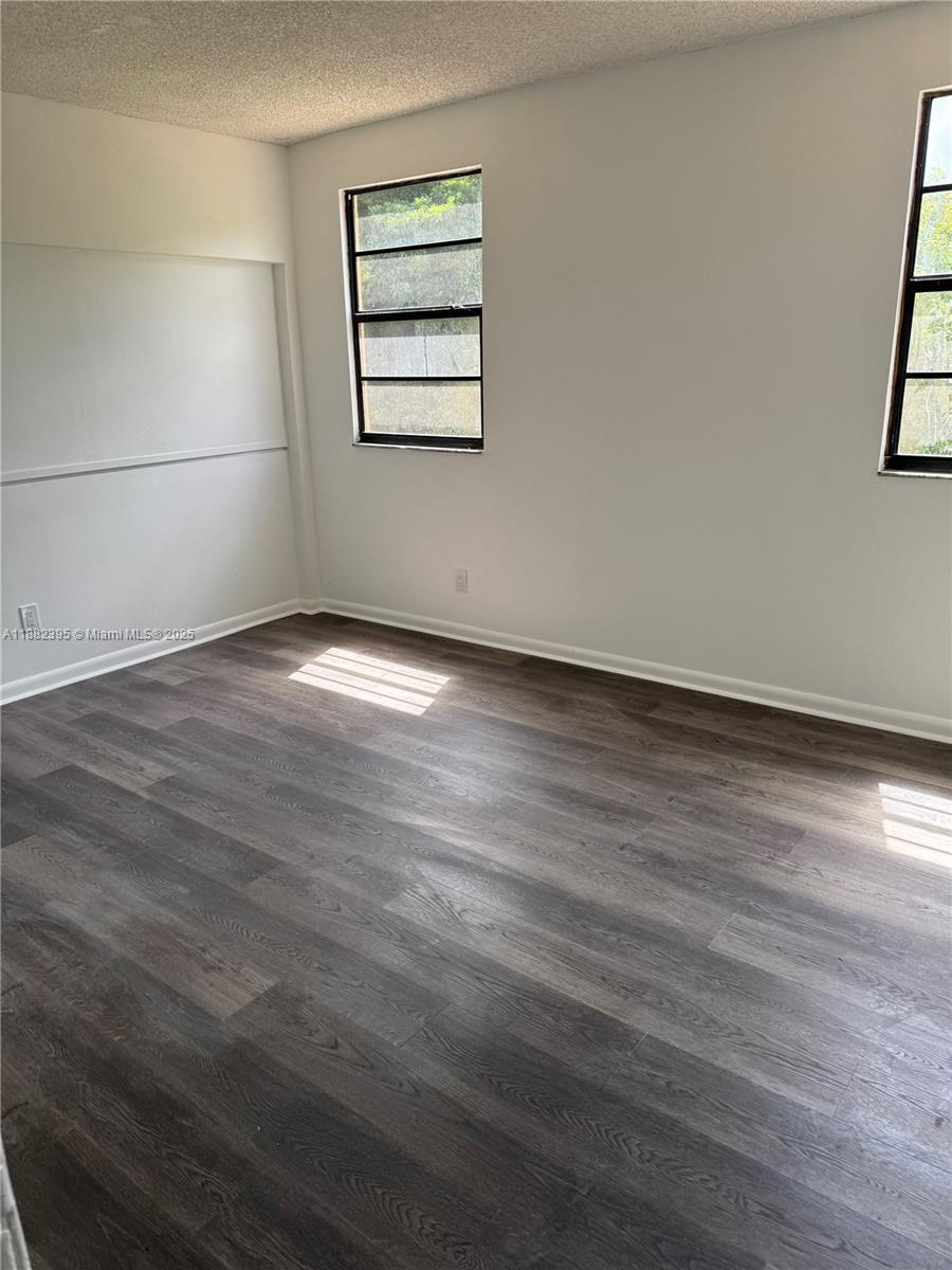 LAZARUS ON RICHMOND - Residential Lease