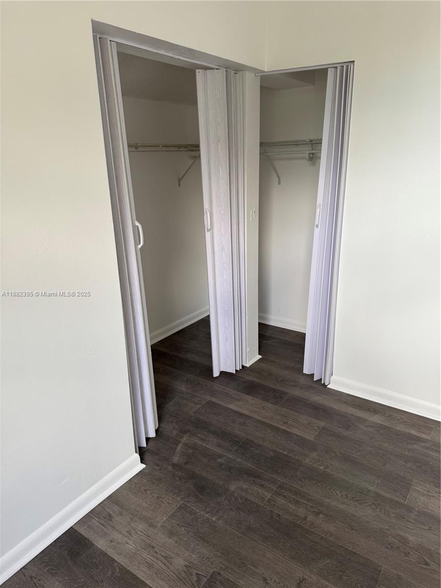 LAZARUS ON RICHMOND - Residential Lease