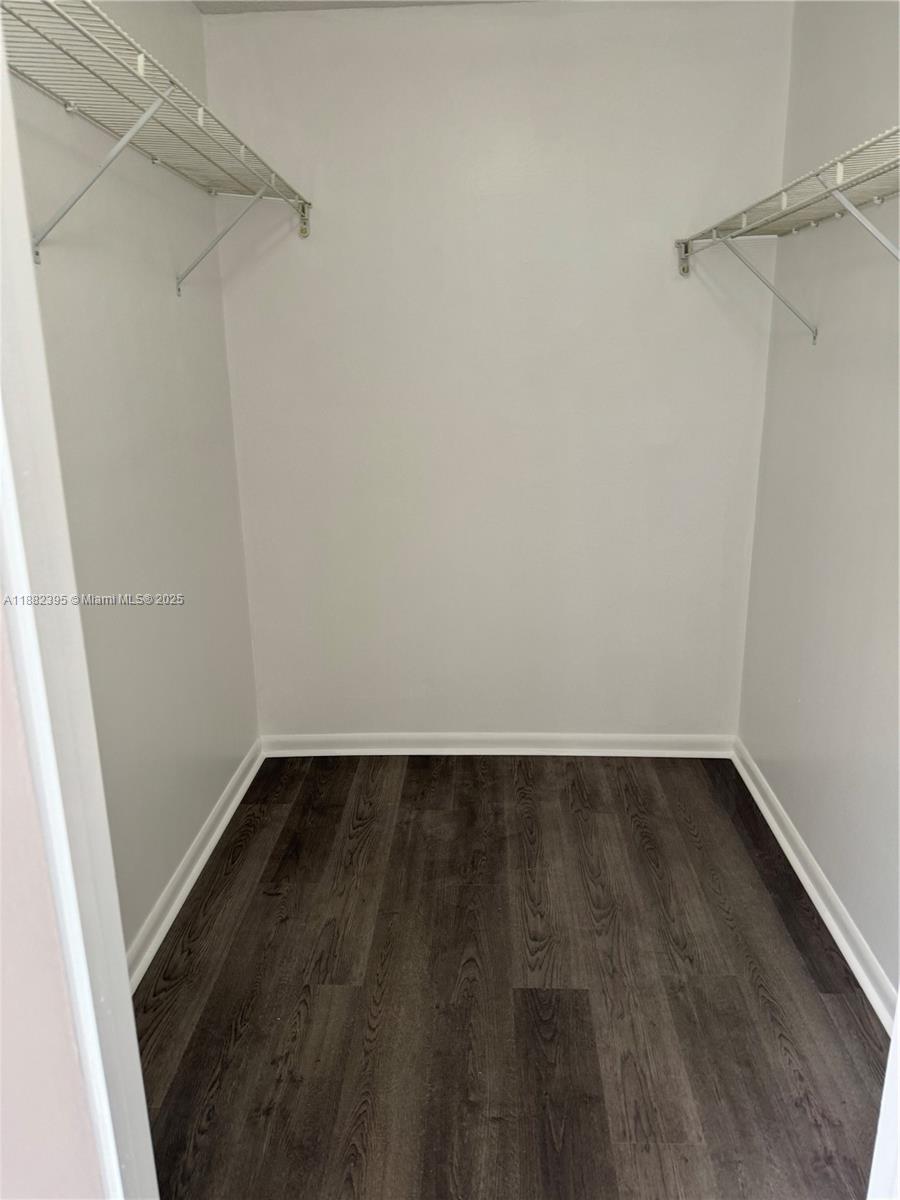 LAZARUS ON RICHMOND - Residential Lease