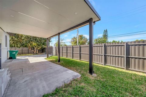 Tiny photo for 7470 SW 37th St, Miami, FL 33155 (MLS # A12007098)