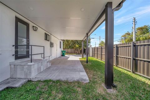 Tiny photo for 7470 SW 37th St, Miami, FL 33155 (MLS # A12007098)