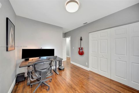 Tiny photo for 7470 SW 37th St, Miami, FL 33155 (MLS # A12007098)