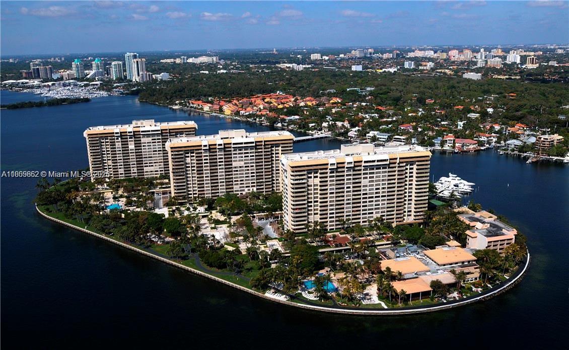 Rental Property at 2 Grove Isle Dr B906, Miami, Broward County, Florida - Bedrooms: 2 
Bathrooms: 2  - $8,200 MO.