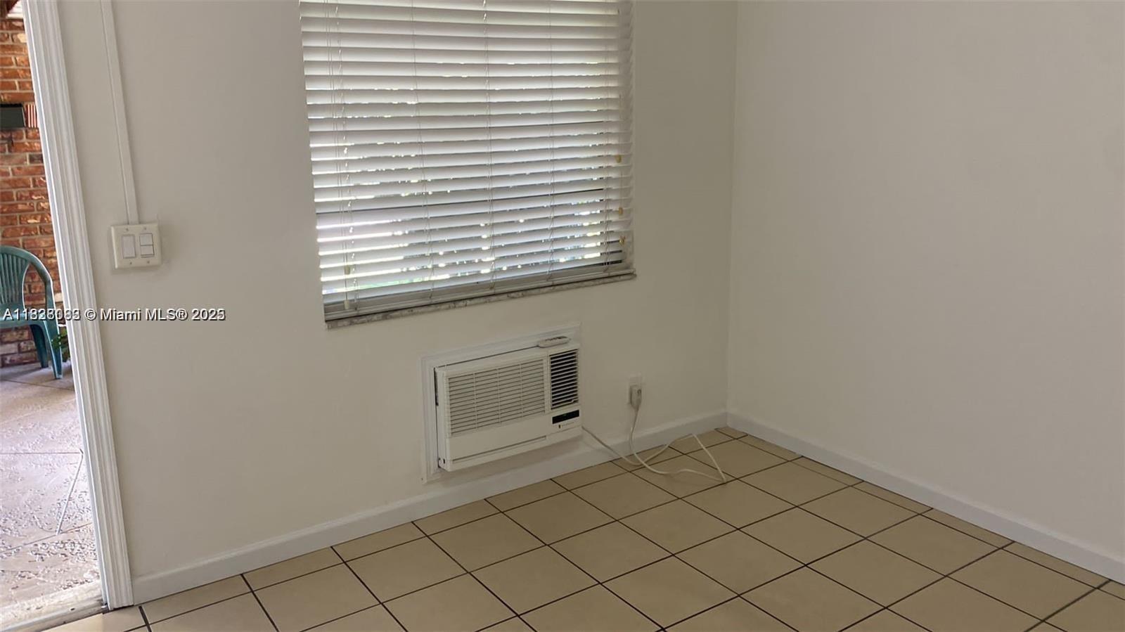 200 NE 45th St 202