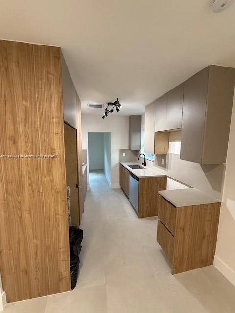 DIXIE HIGHWAY TRACK - Residential