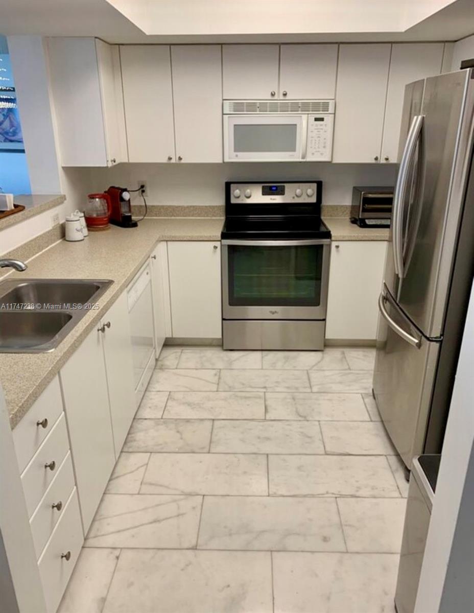 OCEAN POINT BEACH CLUB CO - Residential