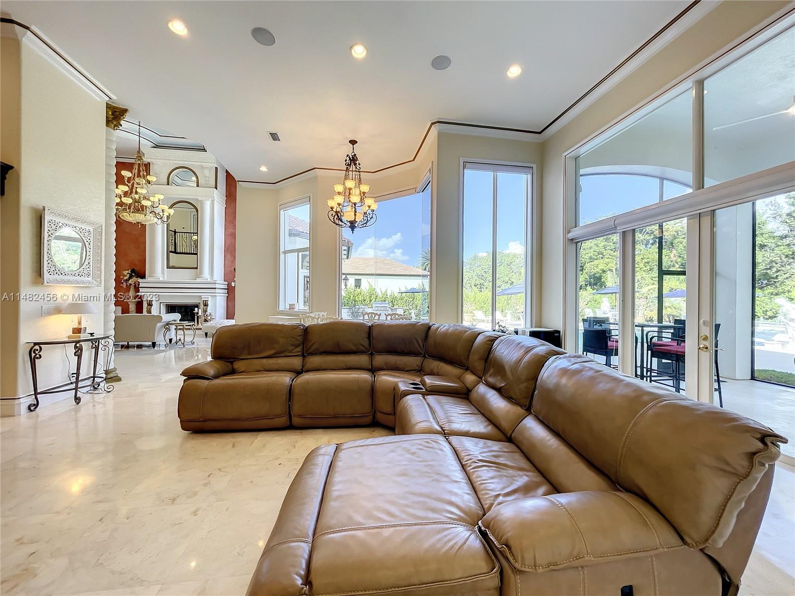 BELMONT LAKES AT DAVIE - Residential