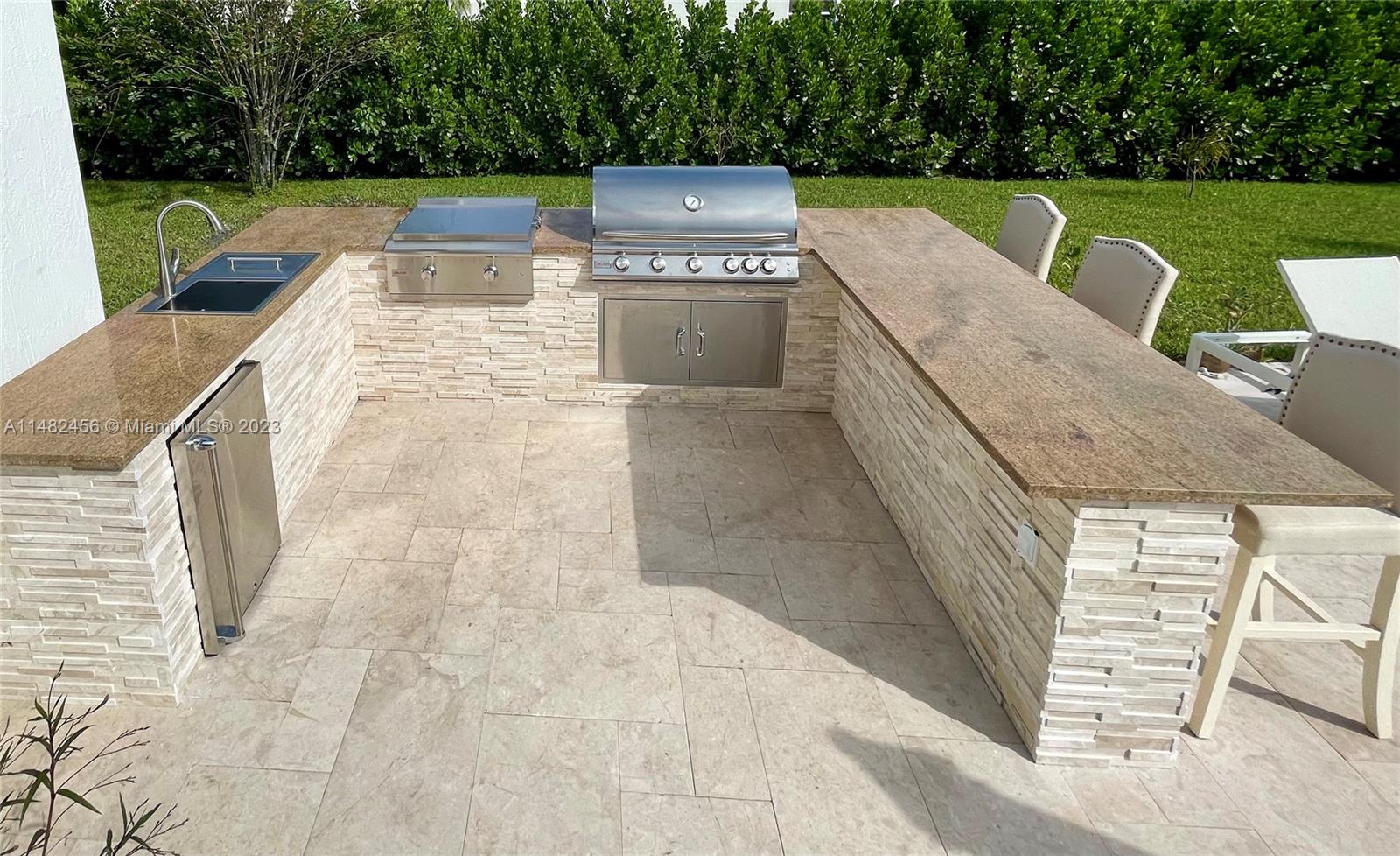 BELMONT LAKES AT DAVIE - Residential