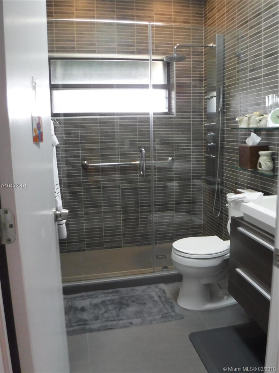 NORTH BAY ISLAND - Residential