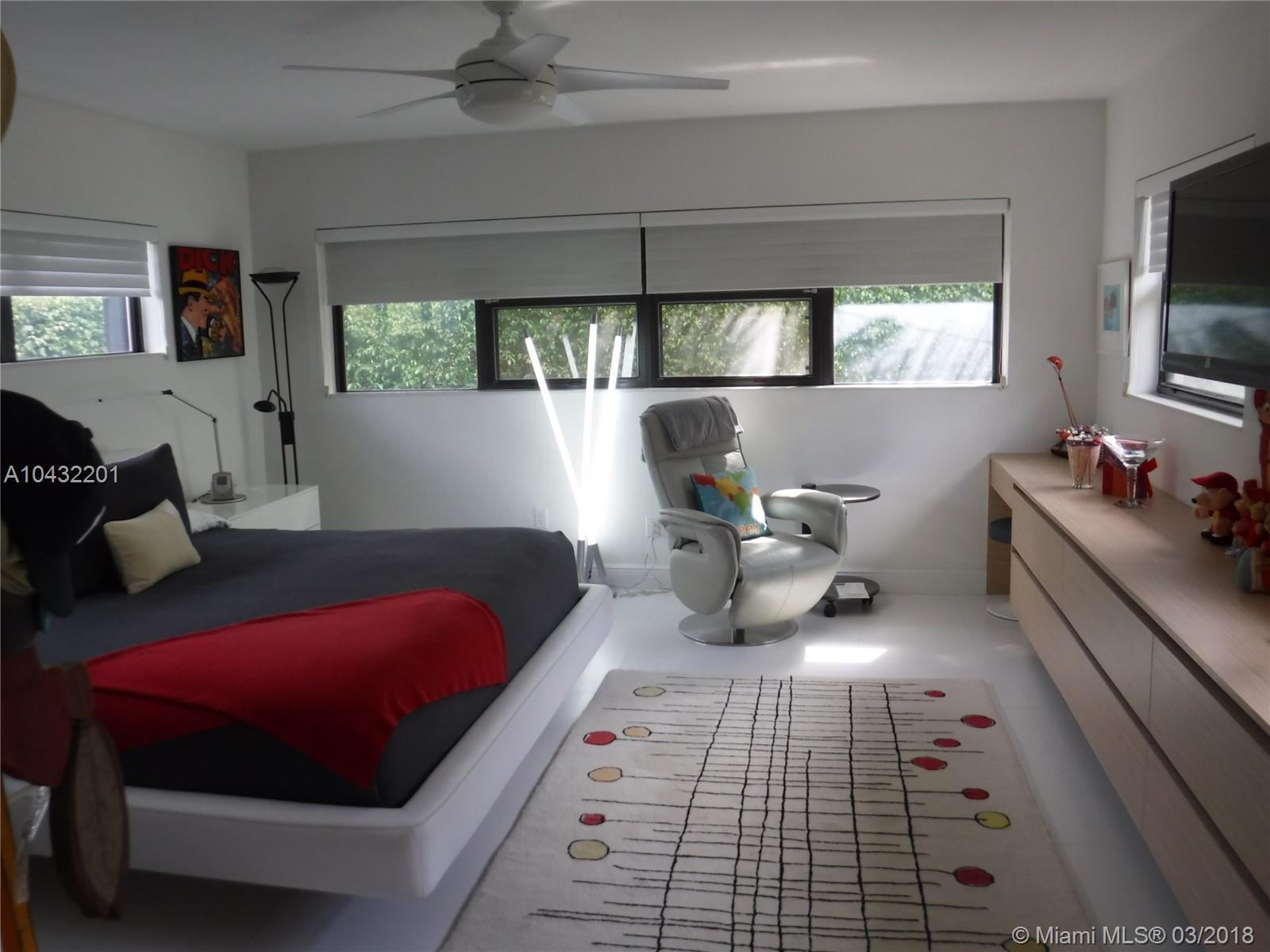 NORTH BAY ISLAND - Residential