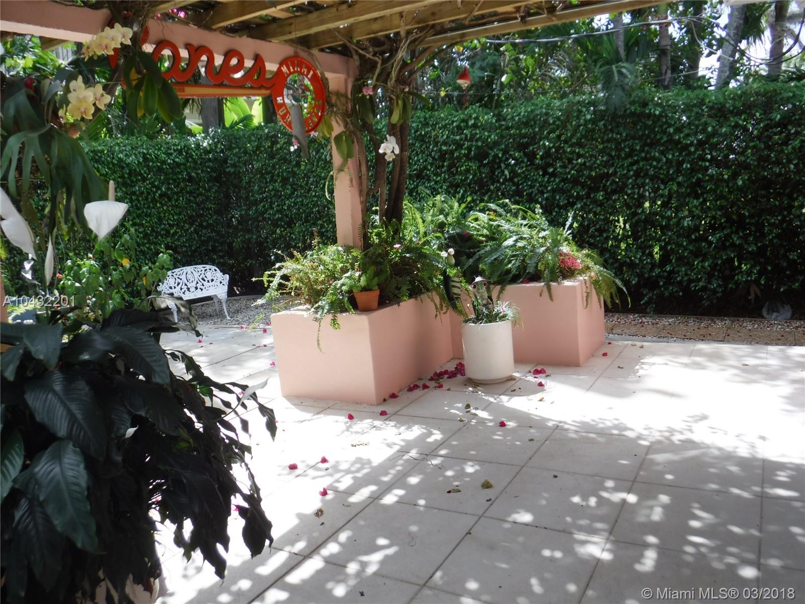 NORTH BAY ISLAND - Residential