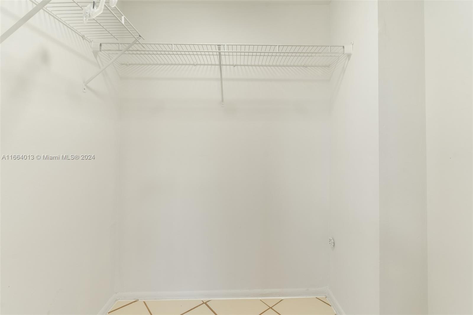 VERSAILLES GARDENS CONDO - Residential