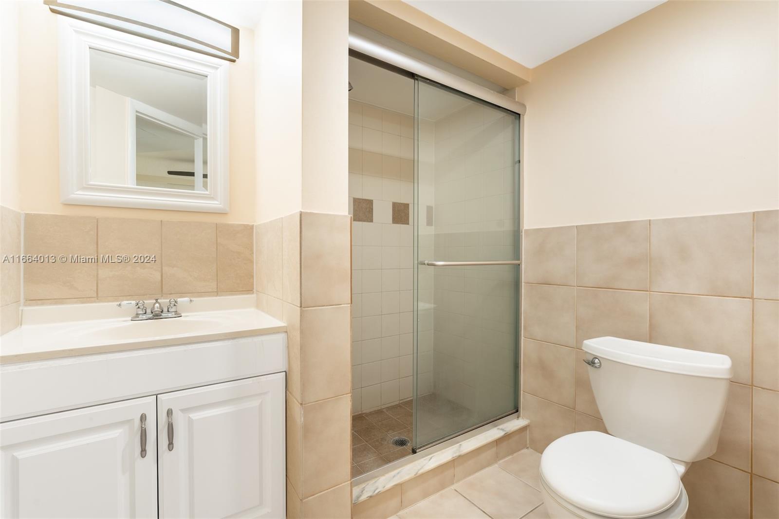 VERSAILLES GARDENS CONDO - Residential