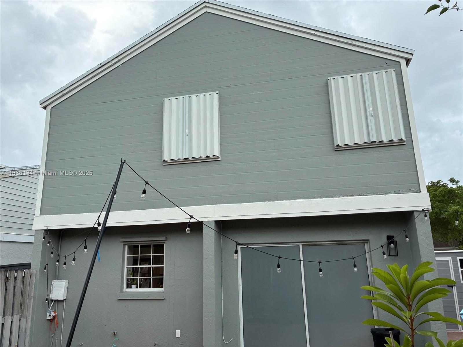 14672 SW 127th Ct, Miami, FL, 33186/$620,000 1 14672 SW 127th Ct