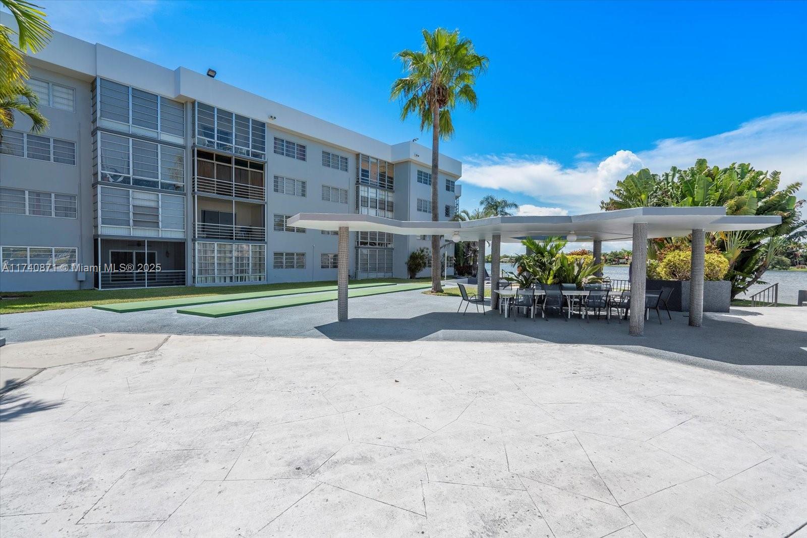 AZURE LAKE CONDO - Residential