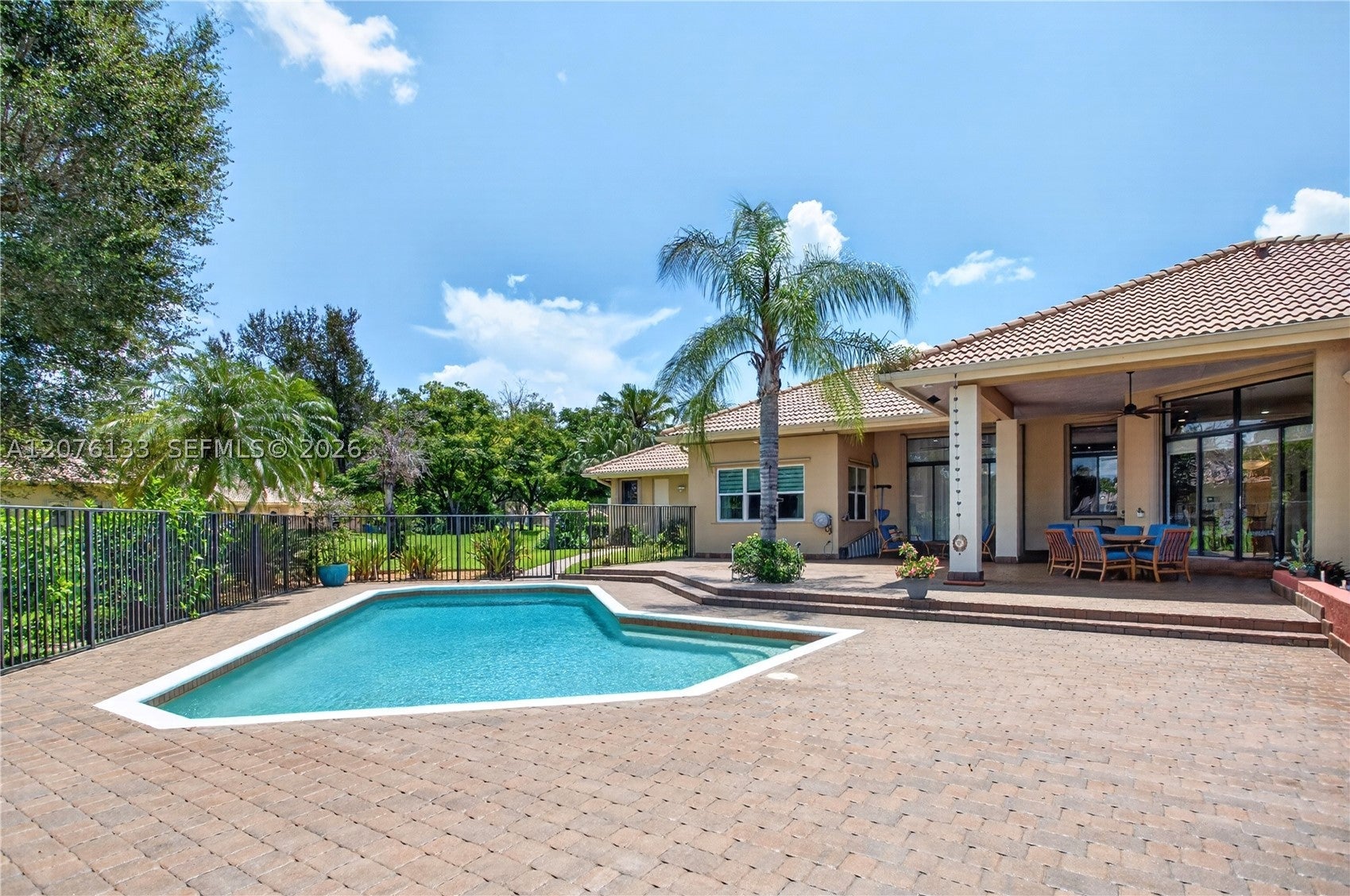 2725 Hunter Rd