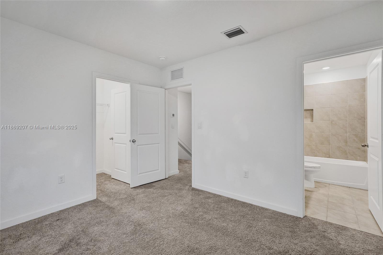 HIGHLAND OAKS 179-135 B - Residential Lease