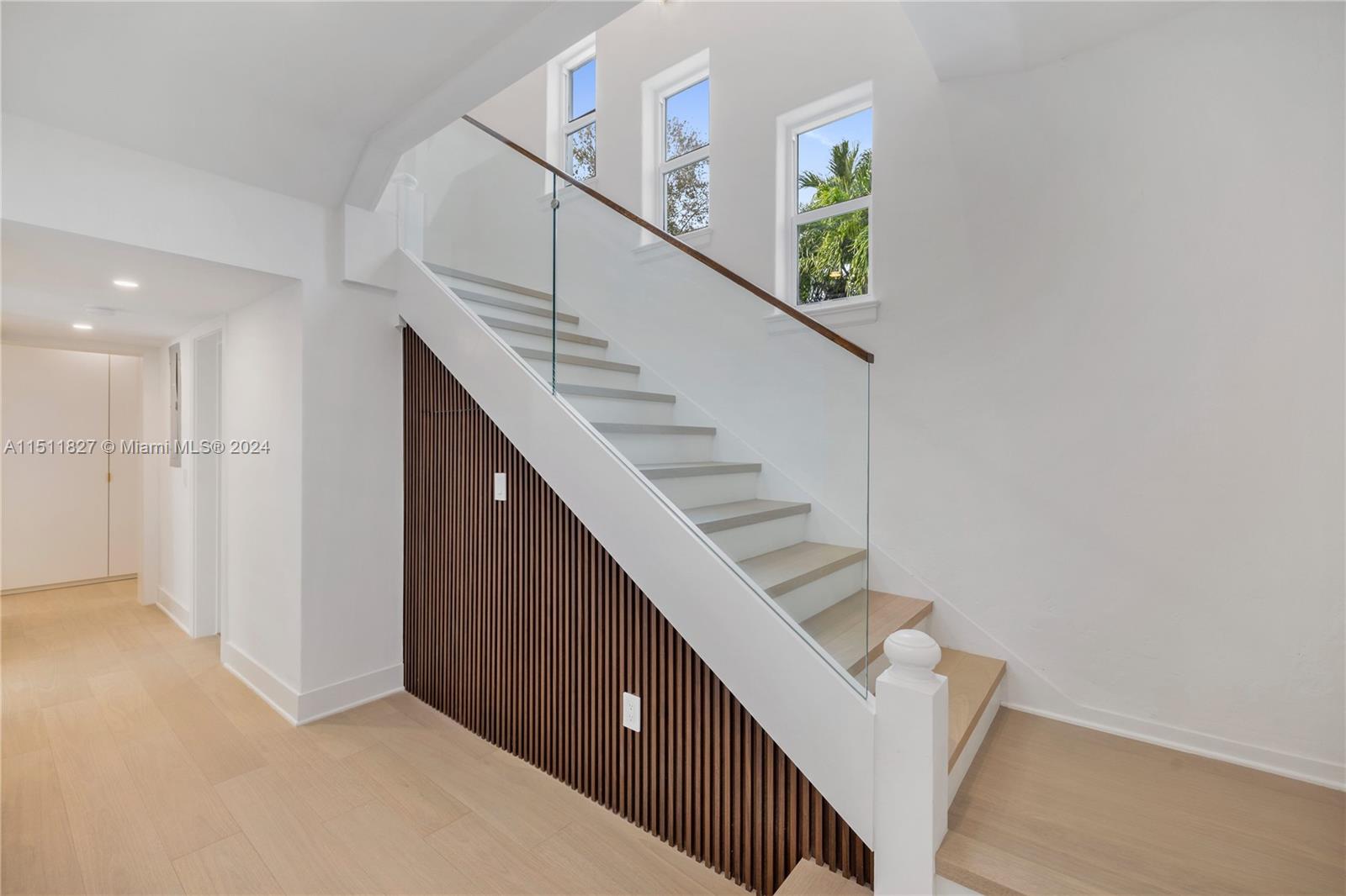 MIAMI SHORES SEC 1 AMD - Residential