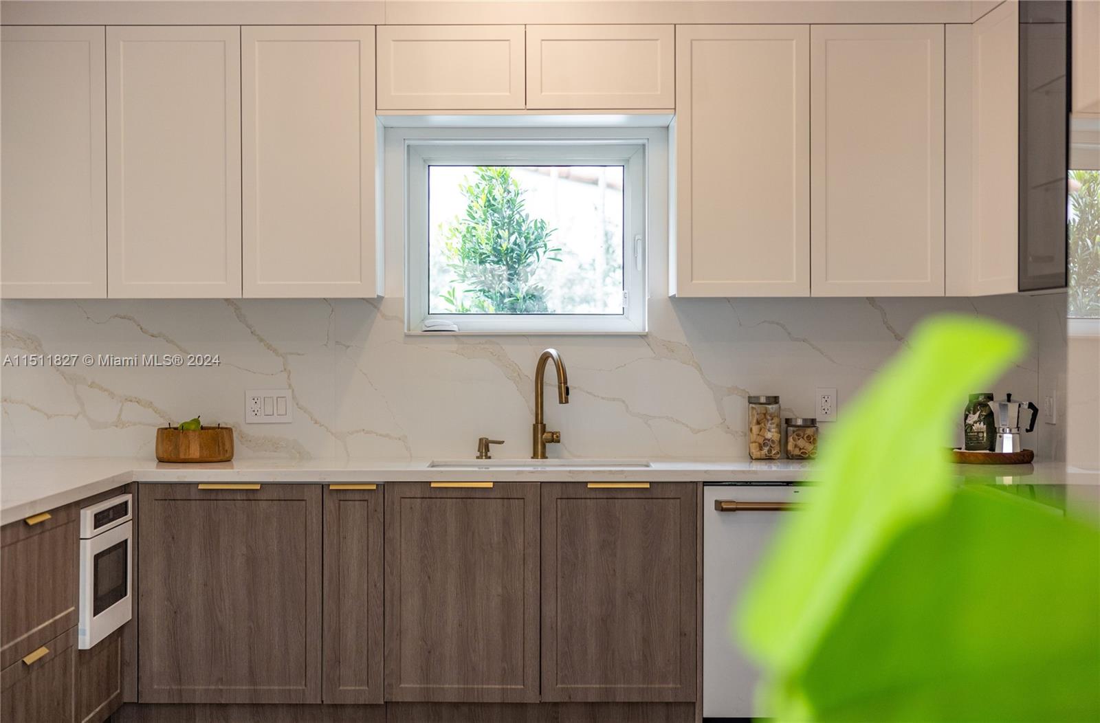 MIAMI SHORES SEC 1 AMD - Residential