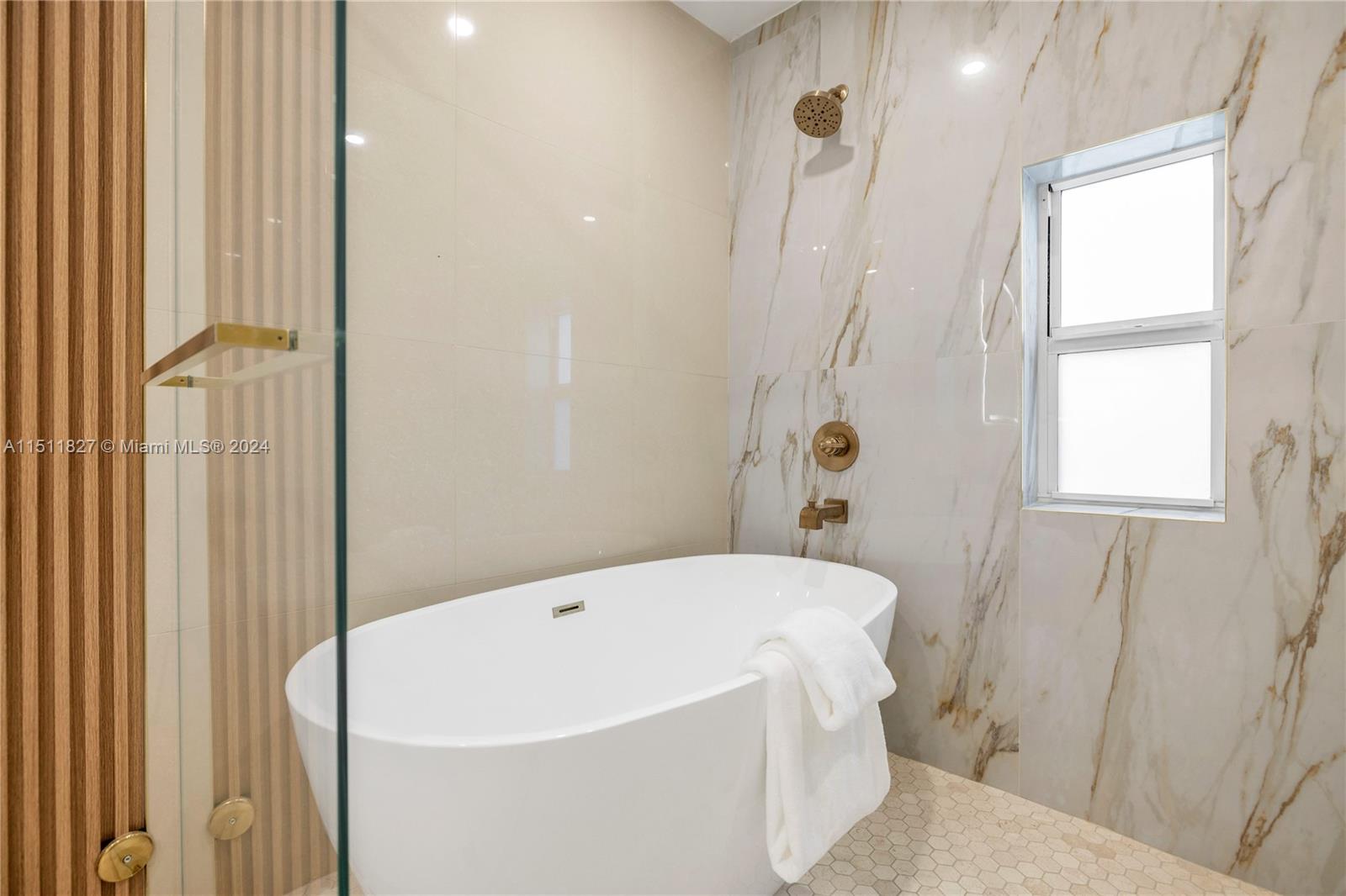 MIAMI SHORES SEC 1 AMD - Residential