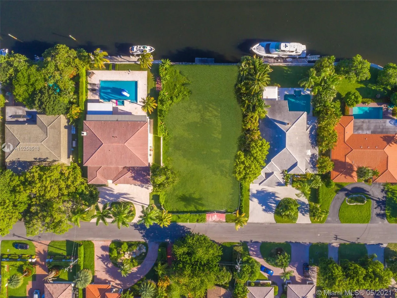 Hallandale Beach, Florida 33009, United States, ,Land,Active,76119