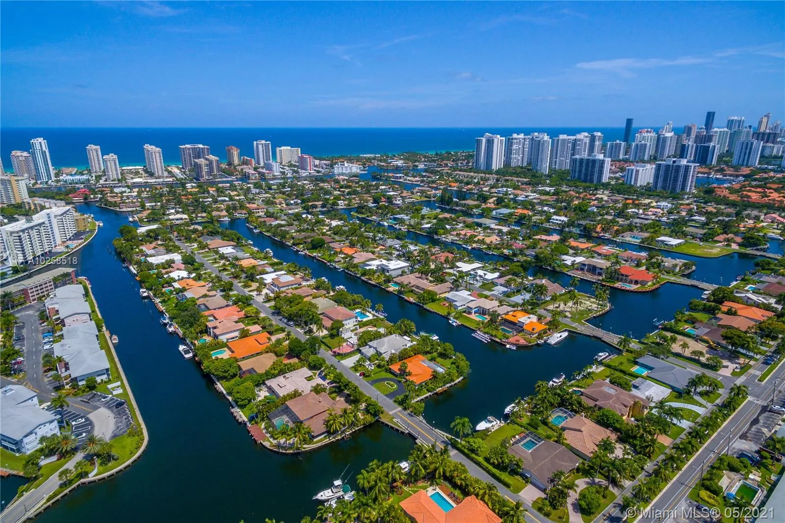 Hallandale Beach, Florida 33009, United States, ,Land,Active,76119