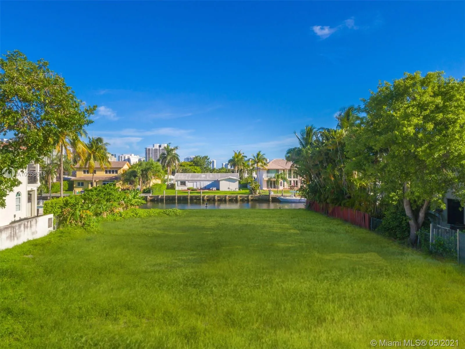 Hallandale Beach, Florida 33009, United States, ,Land,Active,76119