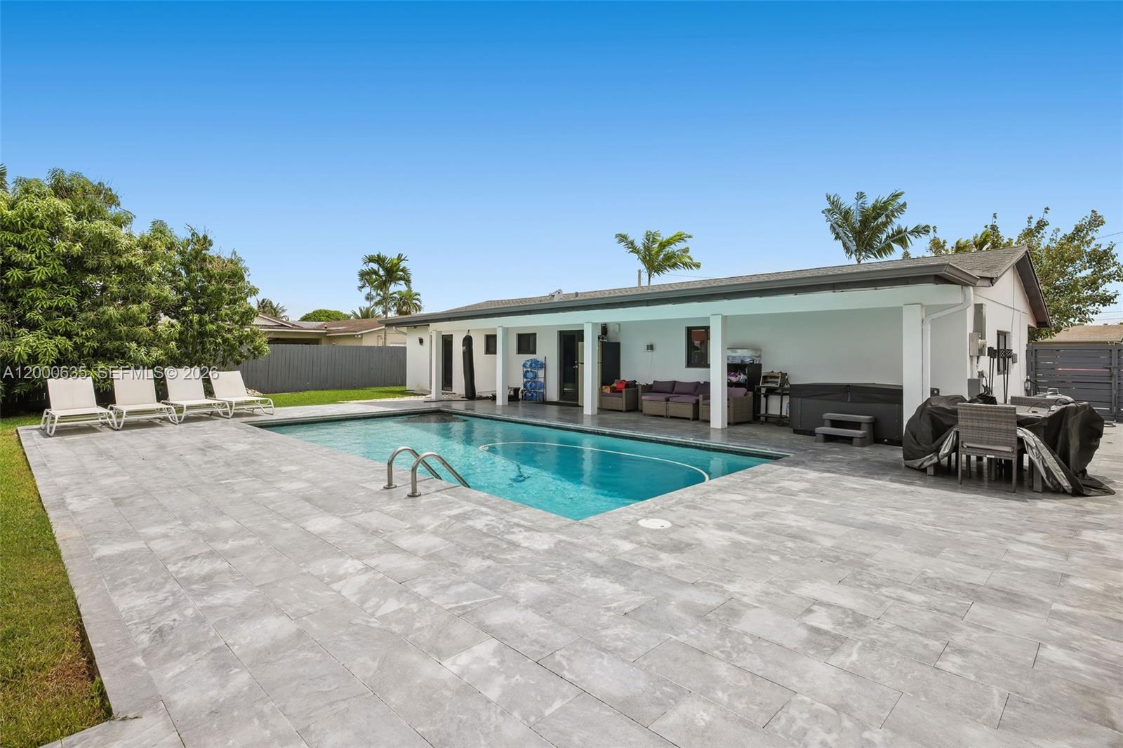 SOUTHERN ESTATES 9TH ADDN - Residential