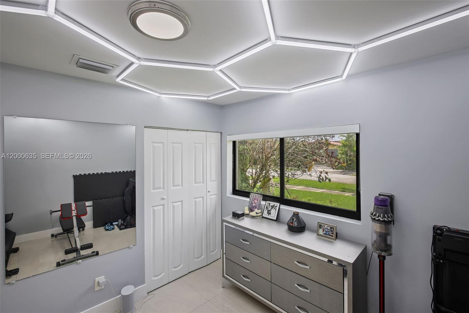 SOUTHERN ESTATES 9TH ADDN - Residential