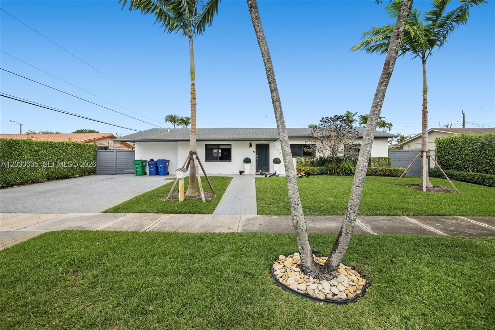 SOUTHERN ESTATES 9TH ADDN - Residential