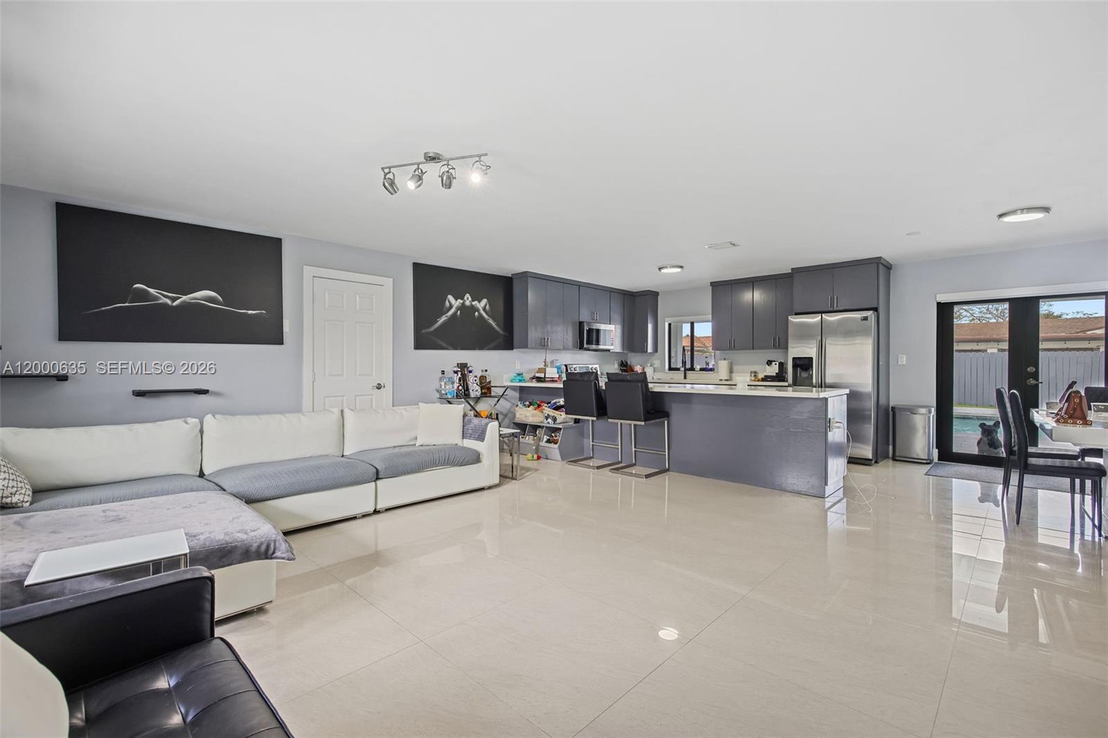 SOUTHERN ESTATES 9TH ADDN - Residential