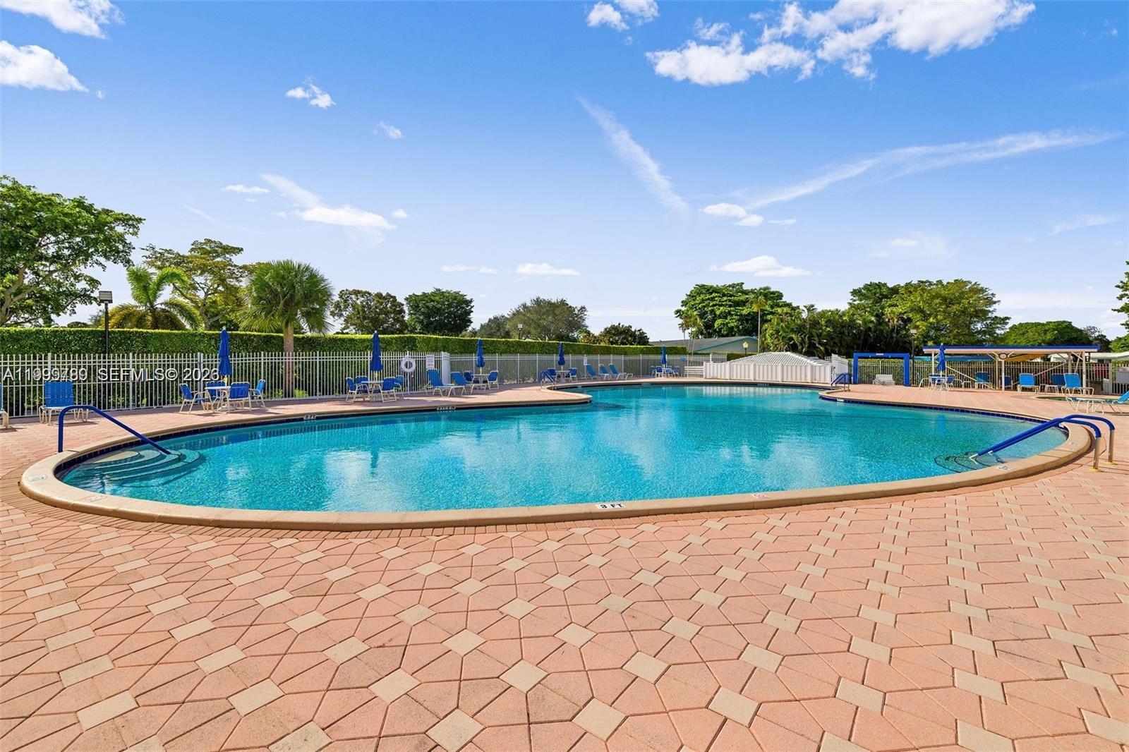 LAUDERDALE WEST SEC 4 - Residential