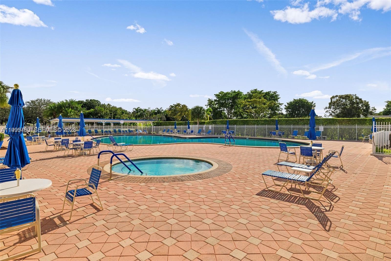 LAUDERDALE WEST SEC 4 - Residential