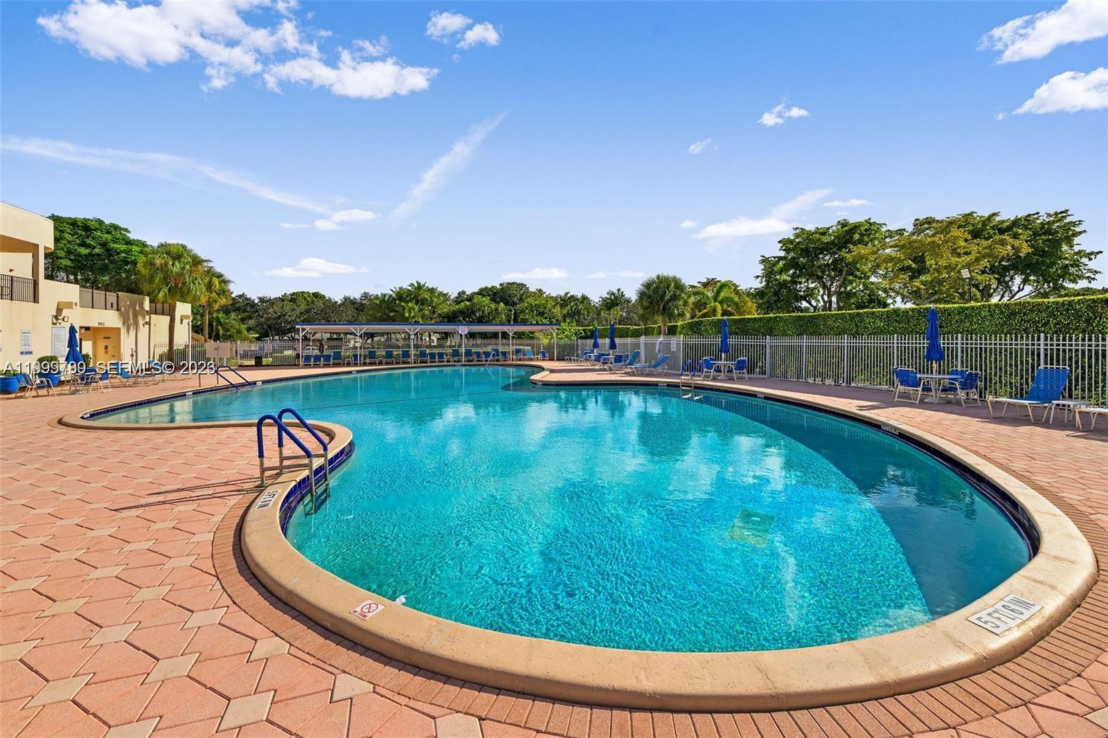 LAUDERDALE WEST SEC 4 - Residential