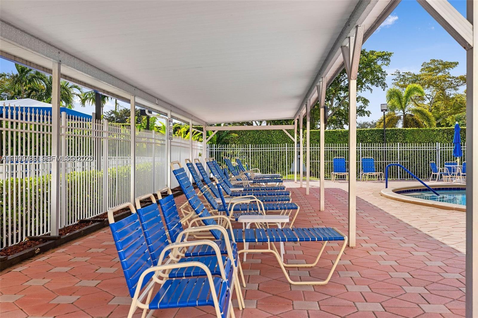 LAUDERDALE WEST SEC 4 - Residential