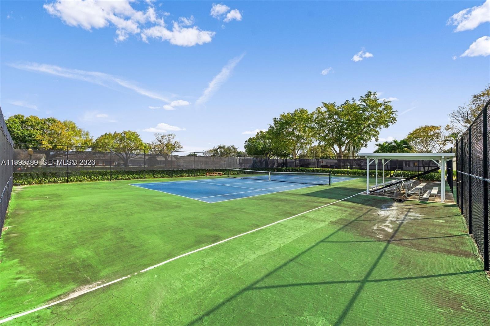 LAUDERDALE WEST SEC 4 - Residential