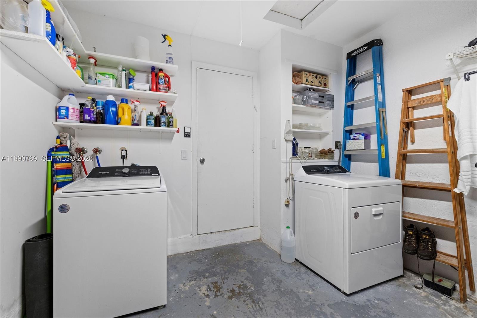 LAUDERDALE WEST SEC 4 - Residential