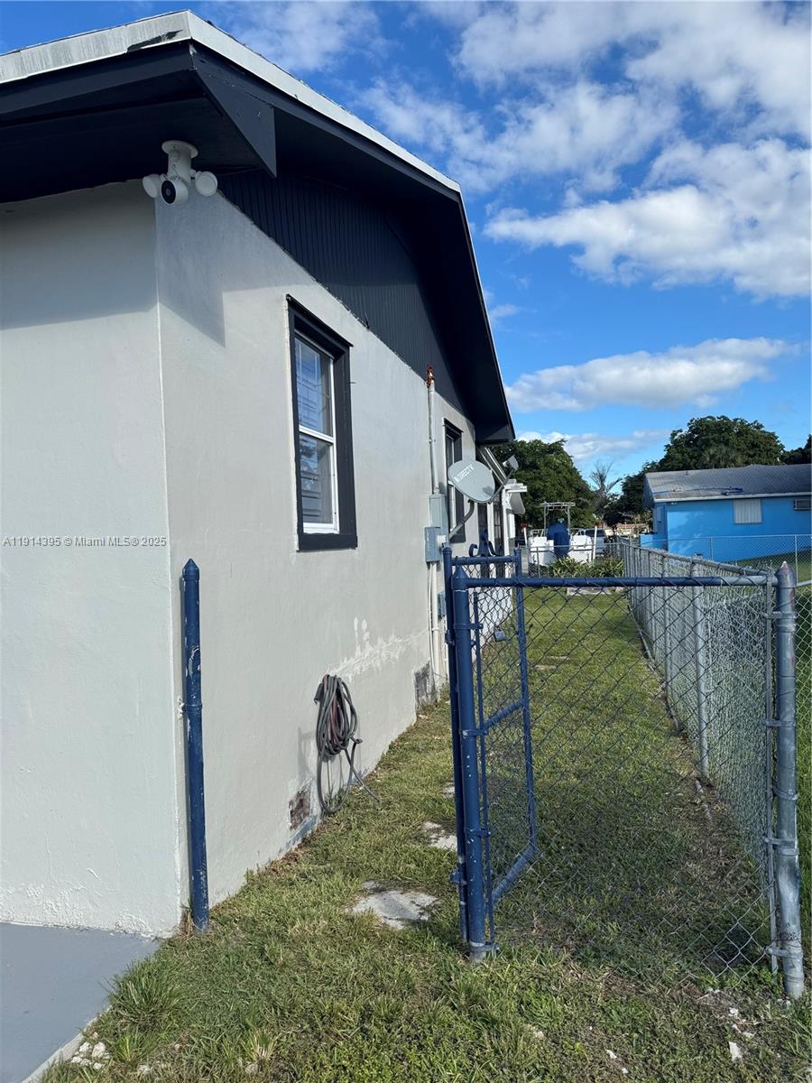 GOULDS REDEVELOPMENT SUB - Residential Lease