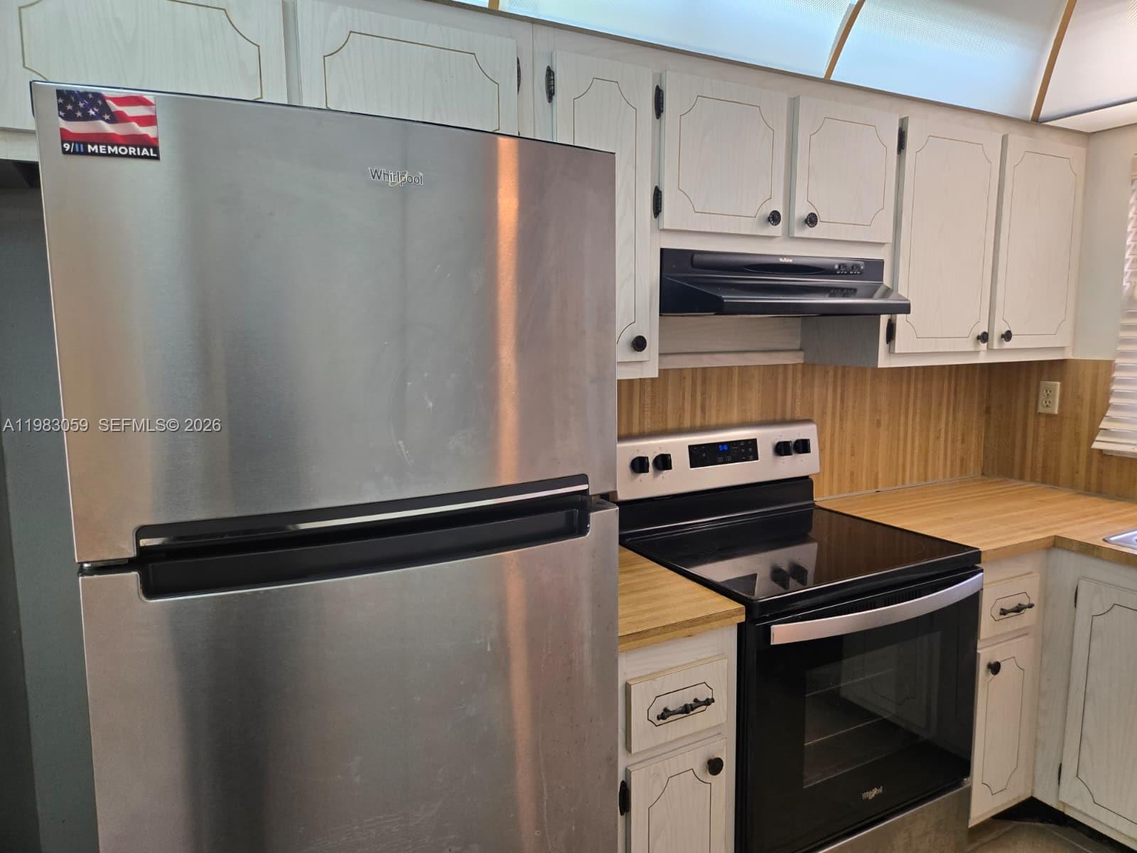 SUNRISE LAKES 97 CONDO - Residential