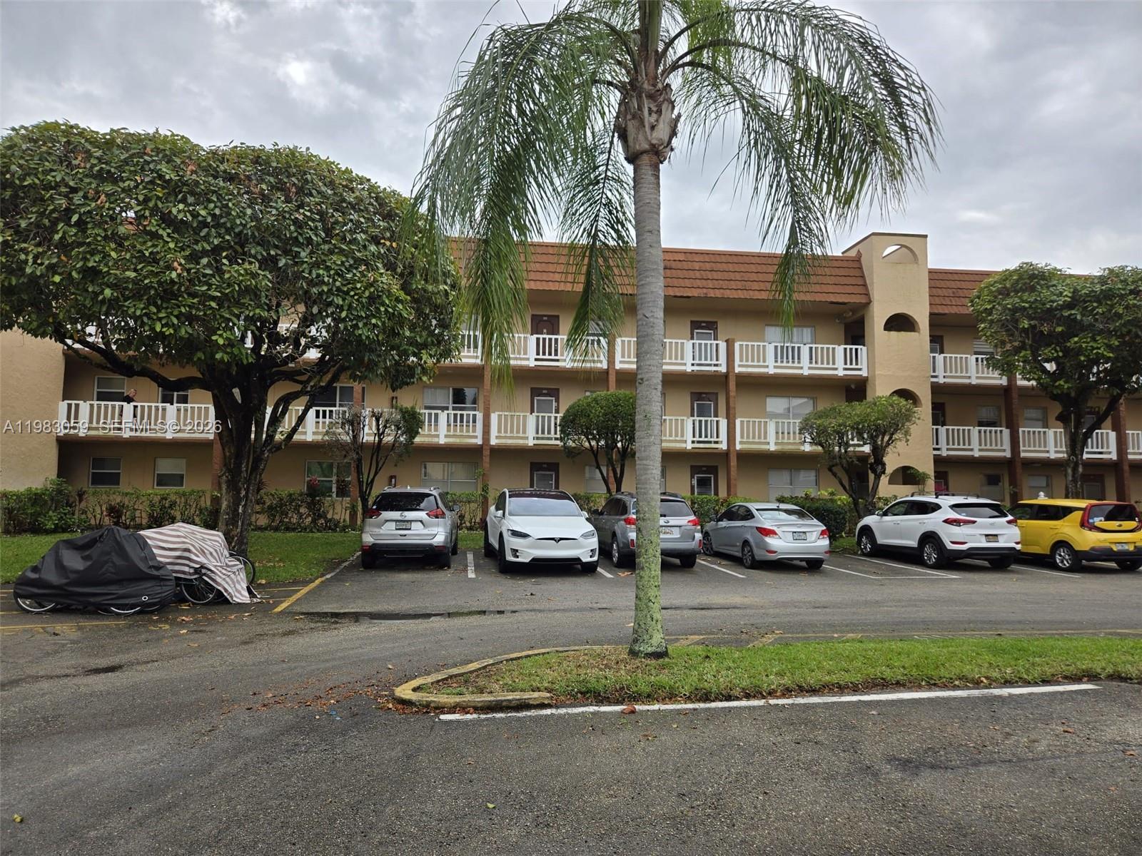 SUNRISE LAKES 97 CONDO - Residential