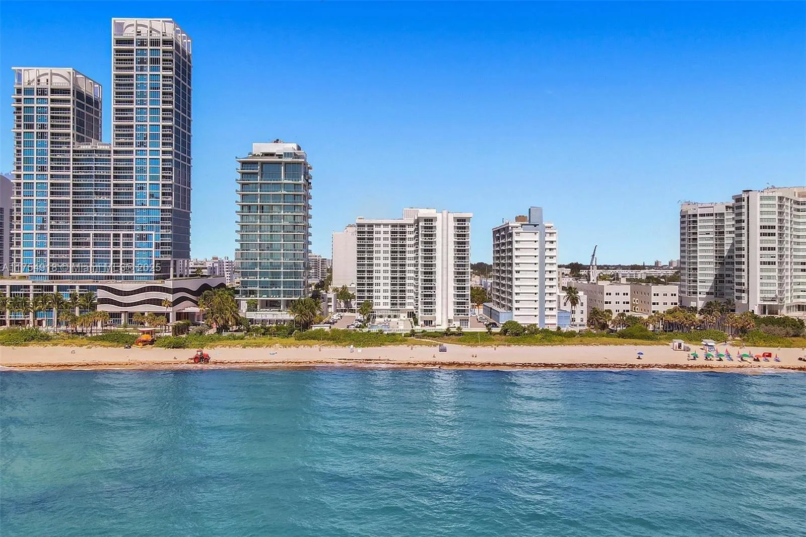 Miami Beach, Florida 33141, United States, 2 Bedrooms Bedrooms, ,2 BathroomsBathrooms,Residential,Active,82844