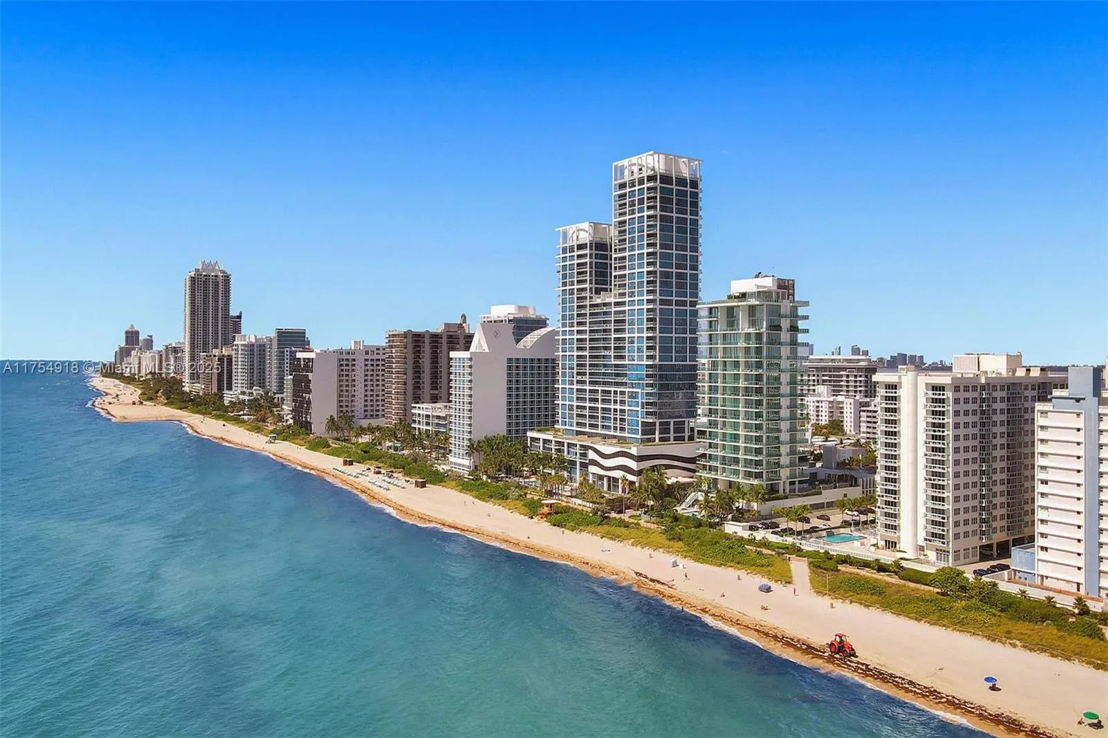 Miami Beach, Florida 33141, United States, 2 Bedrooms Bedrooms, ,2 BathroomsBathrooms,Residential,Active,82844
