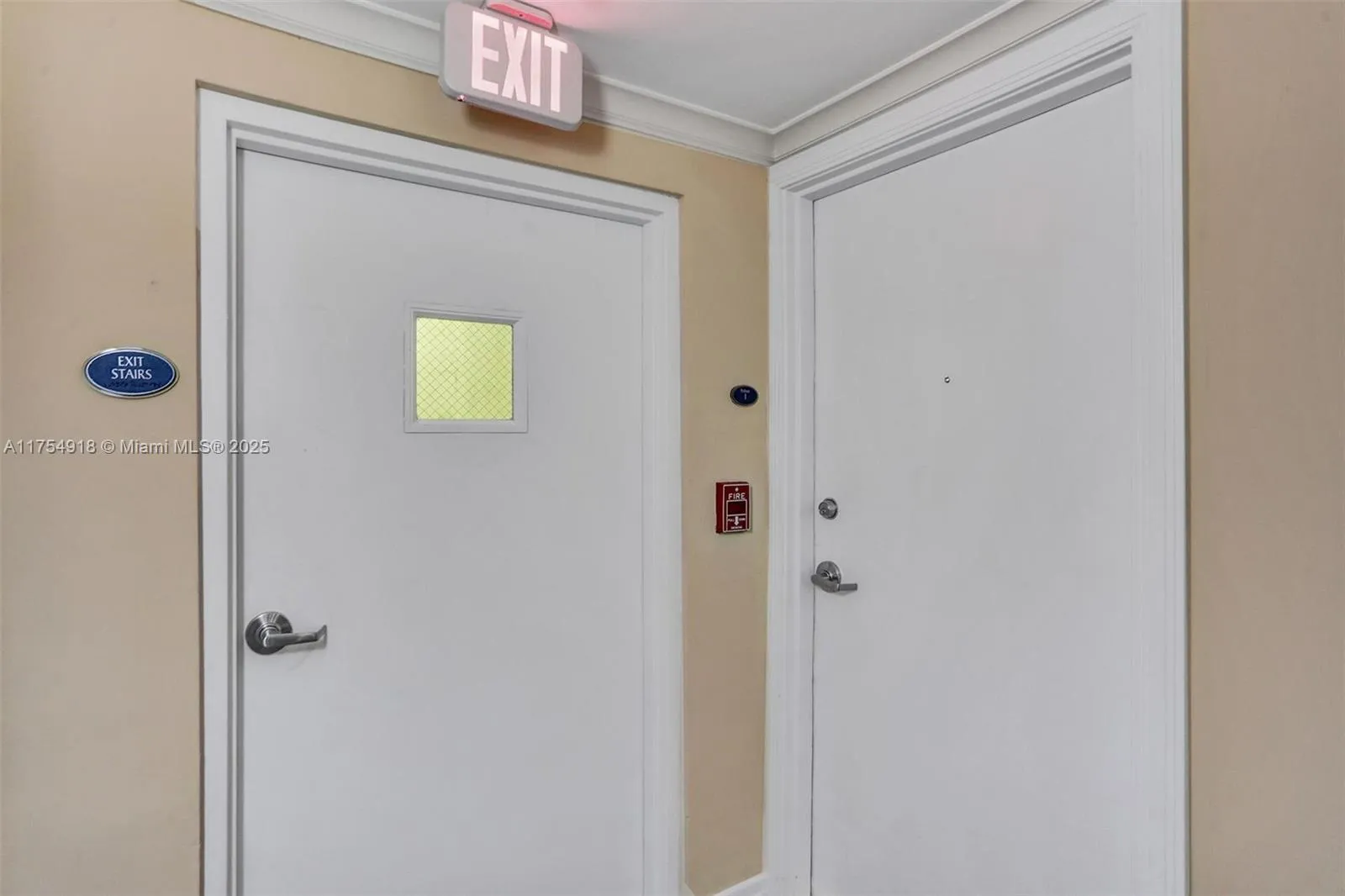 Miami Beach, Florida 33141, United States, 2 Bedrooms Bedrooms, ,2 BathroomsBathrooms,Residential,Active,82844