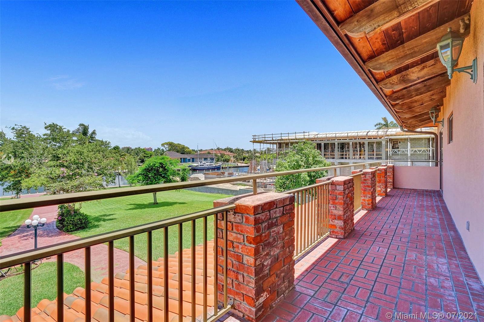 GABLES ESTATES NO 2 - Residential