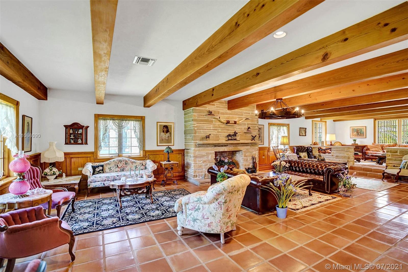 GABLES ESTATES NO 2 - Residential