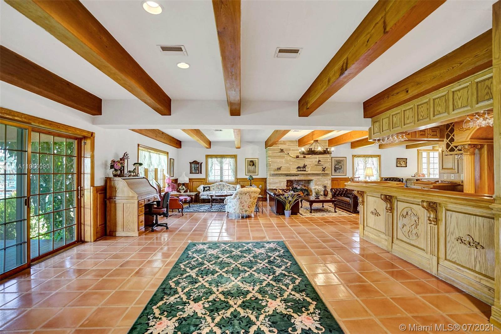 GABLES ESTATES NO 2 - Residential