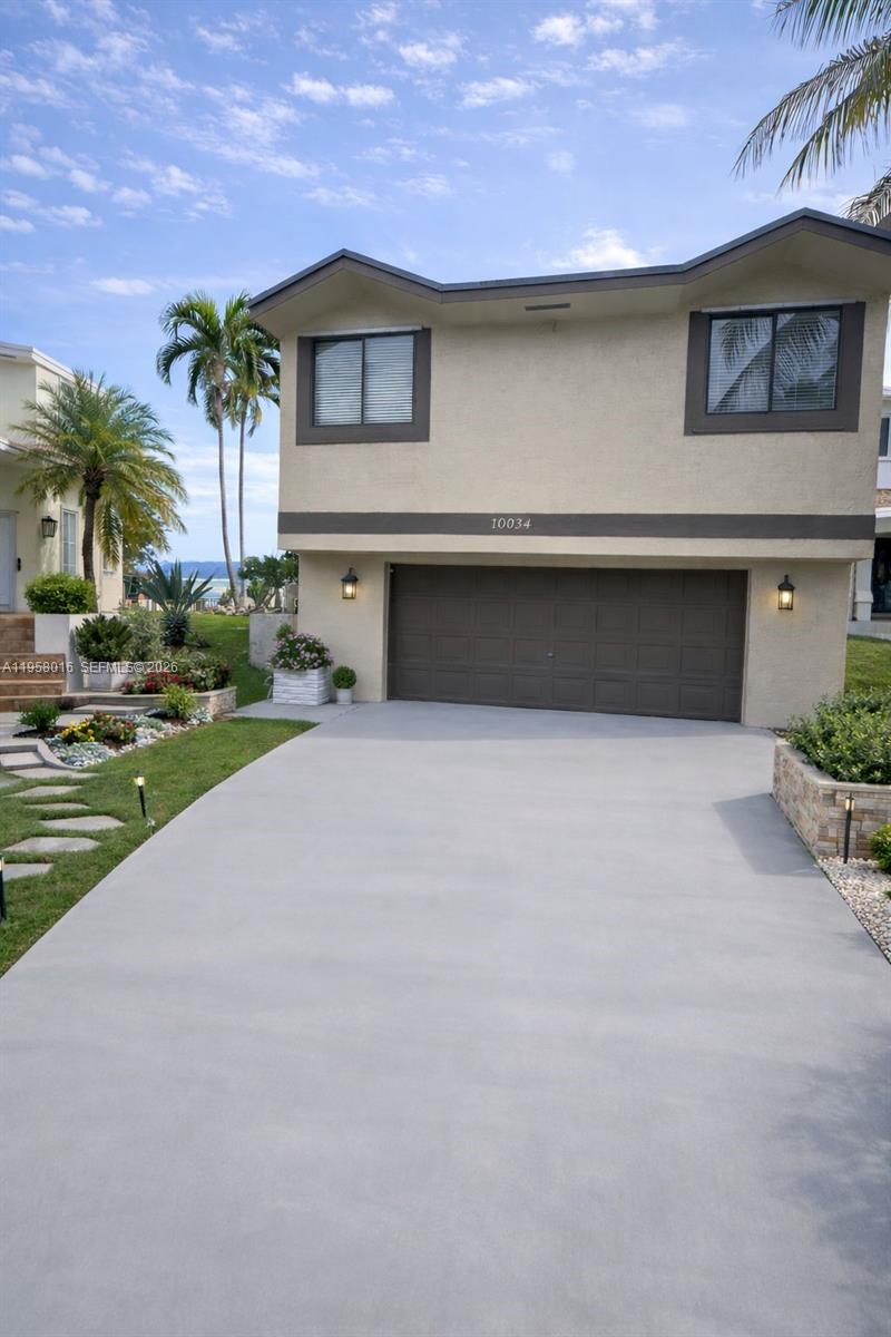 LAKES BY THE BAY SEC 3 - Residential Lease