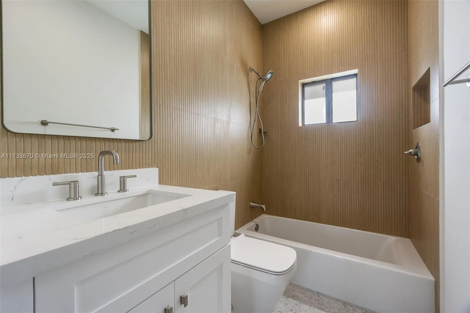 South Miami, Florida 33143, United States, 4 Bedrooms Bedrooms, ,3 BathroomsBathrooms,Residential,Pending,13214